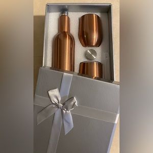 Beautiful rose gold 25oz wine bottle and two 12oz tumblers bundle.
